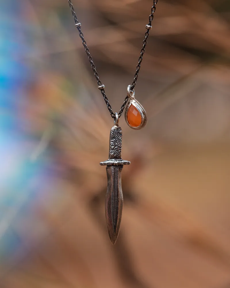 Laelia Pendant
